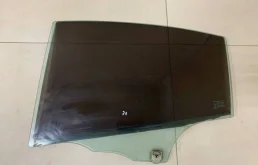 Стекло двери задней левой Mazda Mazda 3 (BK) 2002-2009