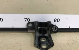Петля двери передней правой верхняя Mazda Mazda 3 (BK) 2002-2009
