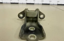Петля двери Chevrolet Captiva C100 2006-2011
