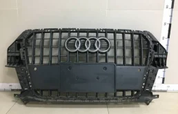 Решетка радиатора Audi Audi Q3 (8U) 2012>