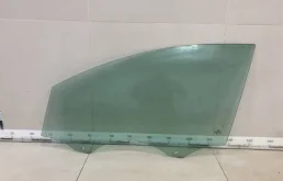 Стекло двери передней левой Audi Q7 (4L) 2005-2015