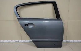 Дверь задняя правая Opel Astra H / Family 2004-2015