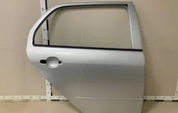 Дверь задняя правая Skoda Fabia (6Y) 1999-2007