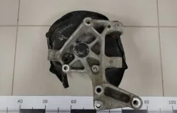 Кулак поворотный задний правый Volkswagen Passat B6 2005-2010