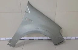 Крыло переднее правое Renault Sandero 2009-2014