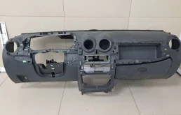 Торпедо Renault Logan (1) 2005-2014