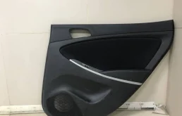 Обшивка двери задней правой Hyundai Solaris 2010-2017