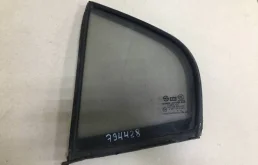 Стекло двери задней левой (форточка) Hyundai Elantra (XD) 2000-2005