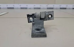 Петля двери передней правой нижняя BMW 5-series E60/E61 2003-2009