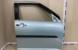 Дверь передняя правая Suzuki Swift 2004-2010