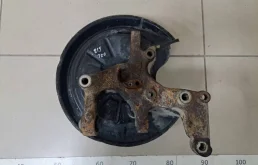 Кулак поворотный задний левый Volkswagen Golf Plus 5 2005-2014