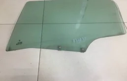 Стекло двери задней левой Peugeot 307 2001-2008