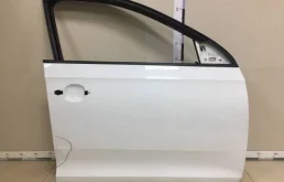 Дверь передняя правая Skoda Rapid 2012-2020