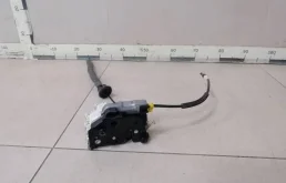 Замок двери задней правой Audi Audi Q3 (8U) 2012>