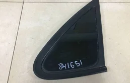 Стекло кузовное глухое правое Hyundai Elantra HD 2006-2011