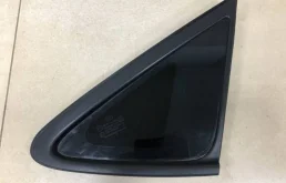 Стекло кузовное глухое правое Hyundai ix35 (LM) 2010-2015