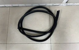 Уплотнитель багажника Ford Fusion (JU) 2002-2012