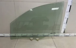 Стекло двери передней левой Suzuki Liana 2001-2007