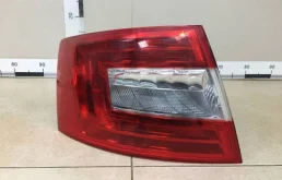 Фонарь задний левый Skoda Octavia (A7) 2013>