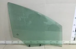 Стекло двери передней правой Citroen C4 2005-2011
