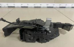 Замок двери задней правой Ford Focus 2 DA 2004-2008