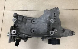 Кронштейн генератора Volkswagen Tiguan (5N1) 2007-2011