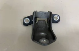 Петля двери передней правой нижняя Mazda CX-7 (ER) 2006-2012
