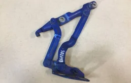 Петля крышки багажника Volkswagen Bora (1J) 1998-2005