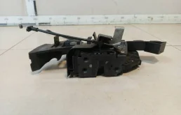 Замок двери задней правой Ford Focus 2 DB 2008-2010