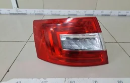 Фонарь задний левый Skoda Octavia (A7) 2013>