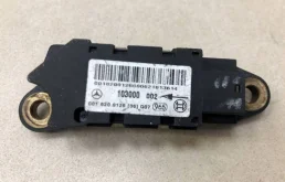 Датчик AIR BAG Mercedes-Benz CLS-Class (W219) 2004-2010