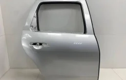Дверь задняя правая Renault Duster 2012>