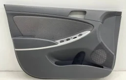 Обшивка двери передней левой Hyundai Solaris 2010-2017