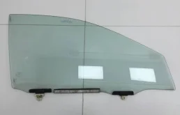 Стекло двери передней правой Toyota Corolla E120 2001-2007