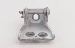 Петля двери передней правой нижняя Citroen C4 2010-2024