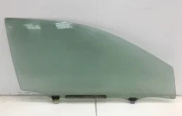 Стекло двери передней правой Toyota Corolla E150 2006-2013
