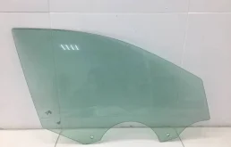 Стекло двери передней правой Skoda Rapid 2012-2020