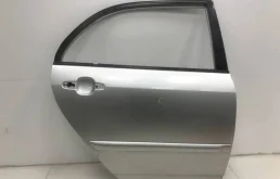 Дверь задняя правая Toyota Corolla E120 2001-2007