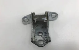 Петля двери передней правой нижняя Mazda Mazda 3 (BL) 2009-2013