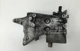 Кронштейн генератора Volkswagen Passat B6 2005-2010