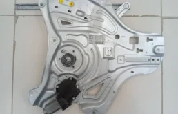 Стеклоподъемник электр. передний правый Hyundai ix35 (LM) 2010-2015