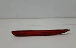 Отражатель в бампер задний правый Mazda Atenza (GG) 2002-2007