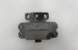 Опора КПП левая Skoda Octavia (A5 1Z-) 2004-2013