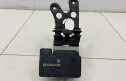 Блок ABS (насос) Skoda Octavia (A5 1Z-) 2004-2013