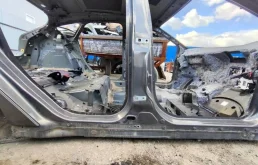Порог со стойкой правый Ford Focus 3 2010-2018