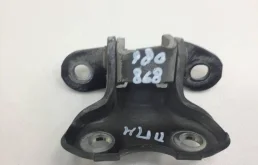Петля двери передней правой нижняя Toyota Rav 4 (A40) 2013>