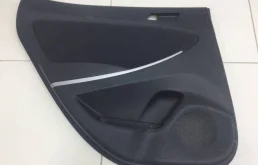 Обшивка двери задней левой Hyundai Solaris 2010-2017