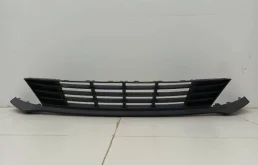 Решетка в бампер центральная Kia Rio 4 (FB) 2017>