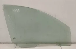 Стекло двери передней правой Ford Focus 1 1998-2004