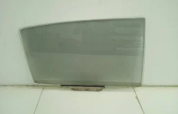 Стекло двери задней правой Toyota Corolla E120 2001-2007